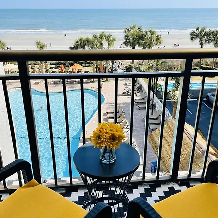 Beach Daze Oceanfront Great Location